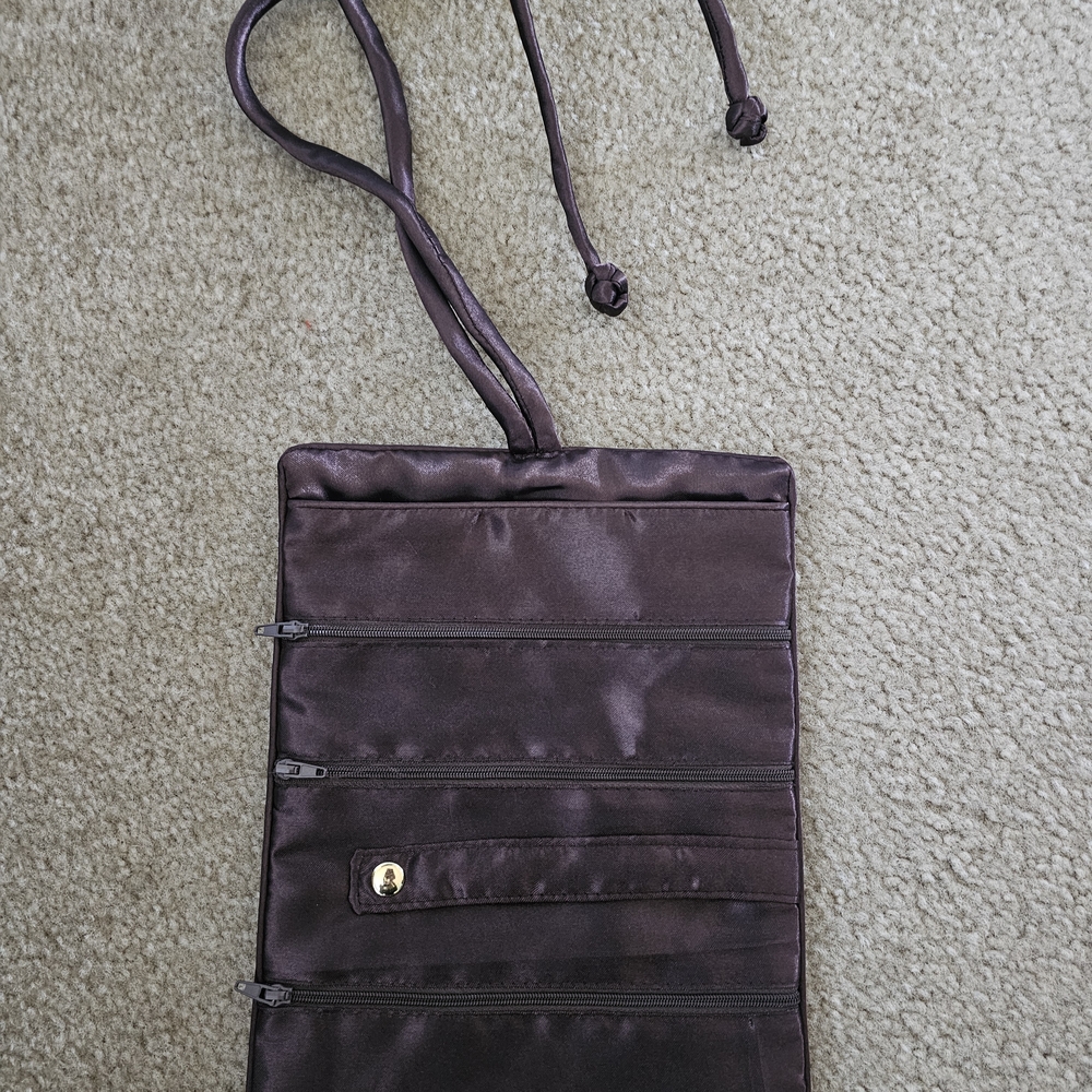 NWT Satin Jewelry Roll Up - Picture 3 of 5